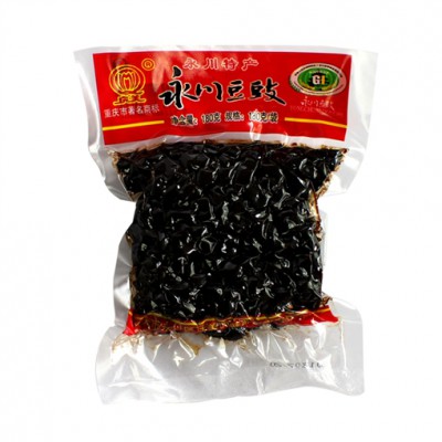Бобы чёрные ферментированные 150 г  豆豉 Это специфический продукт, который в Китае используют для приготовления соусов, а так же их добавляют в мясные, рыбные блюда и блюда из морепродуктов.Можно применять в приготовлении различных блюд с любым способом кулинарной обработки